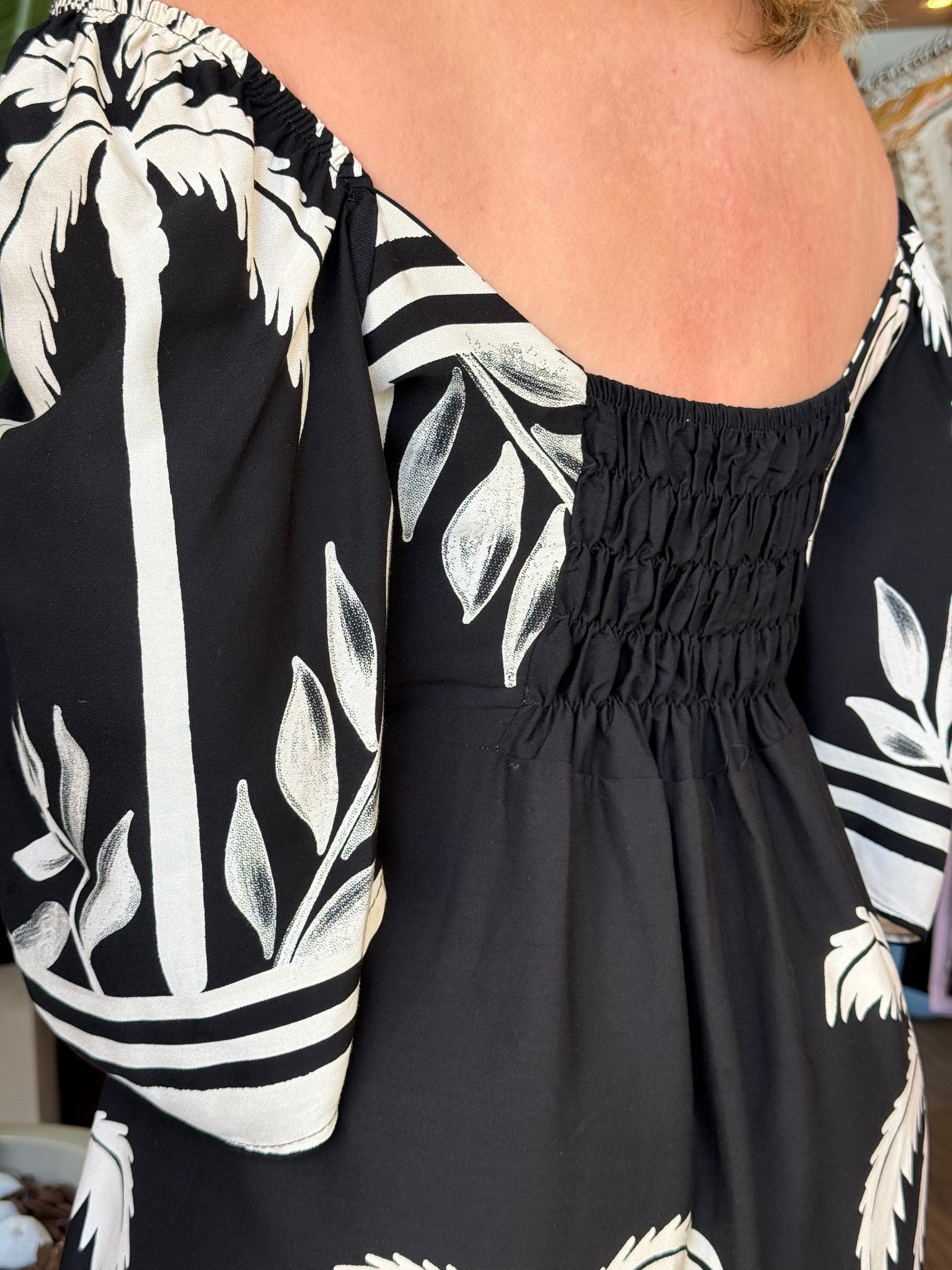 Vestido Midi Maysa- O Frescor Vibrante do Viscolinho em um Look Artesanal