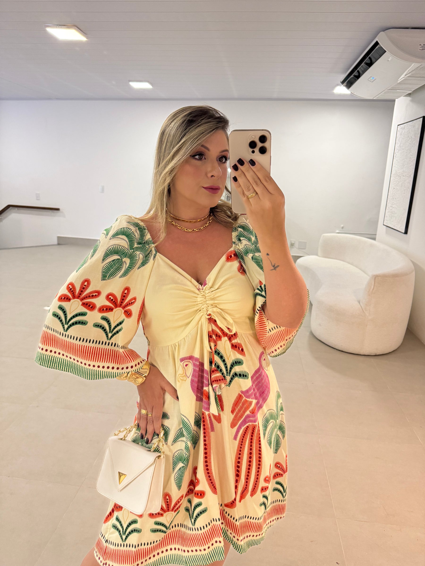Vestido Midi Maysa- O Frescor Vibrante do Viscolinho em um Look Artesanal