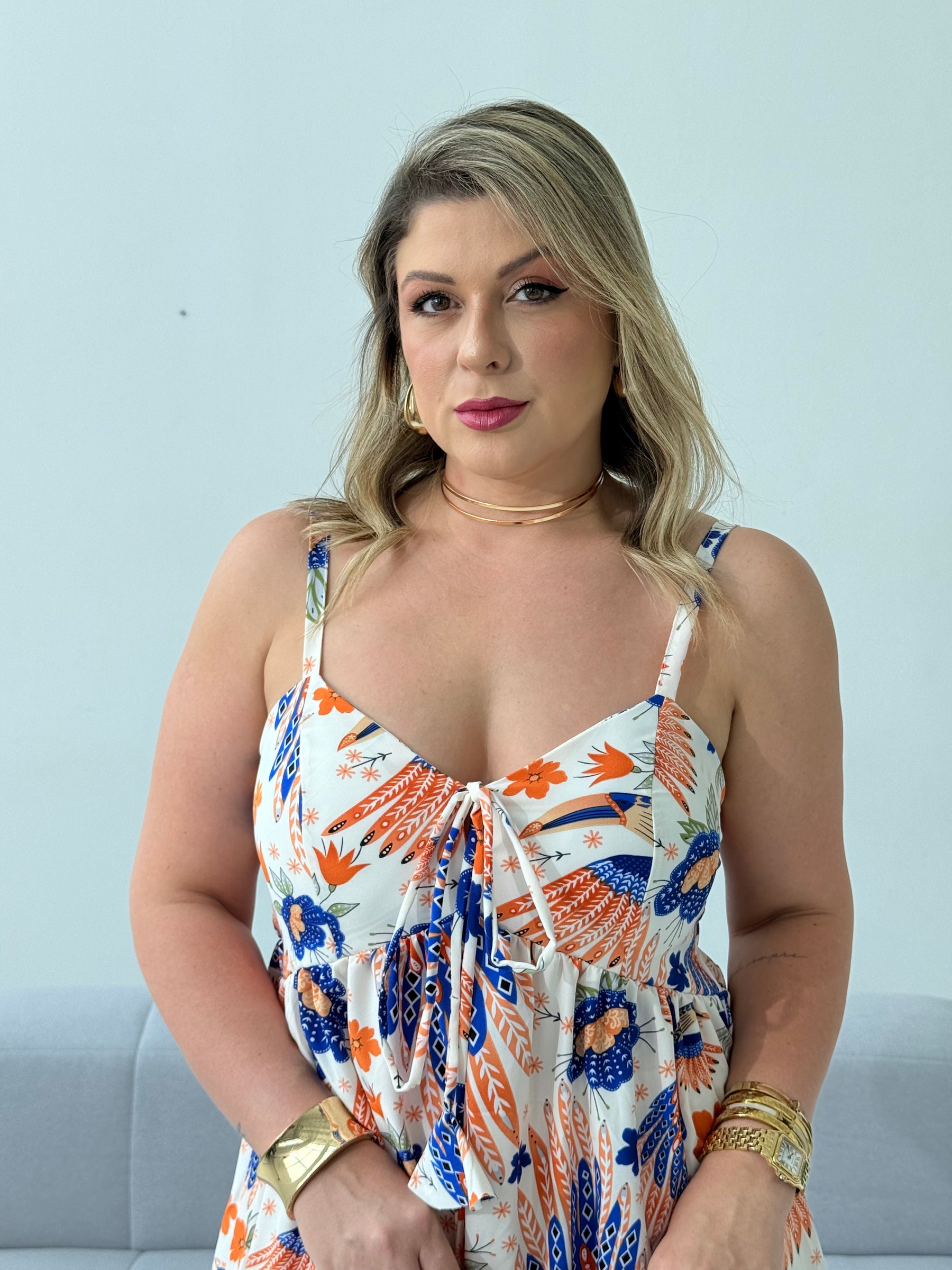 Vestido Flora – Elegância e Leveza em Crepe de Seda