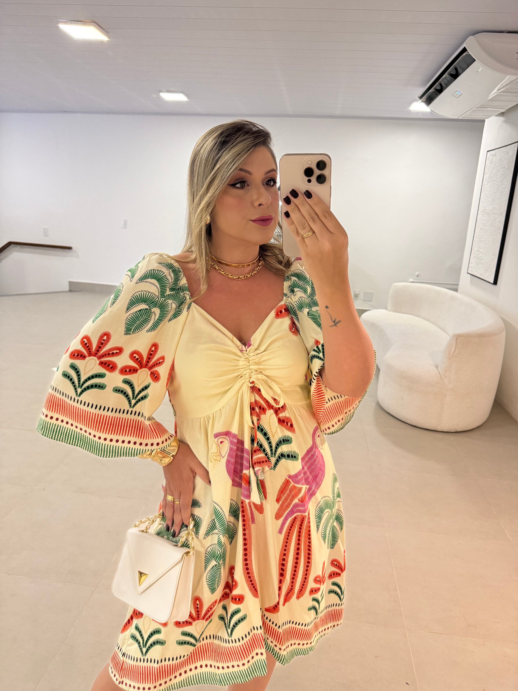 Vestido Midi Maysa- O Frescor Vibrante do Viscolinho em um Look Artesanal