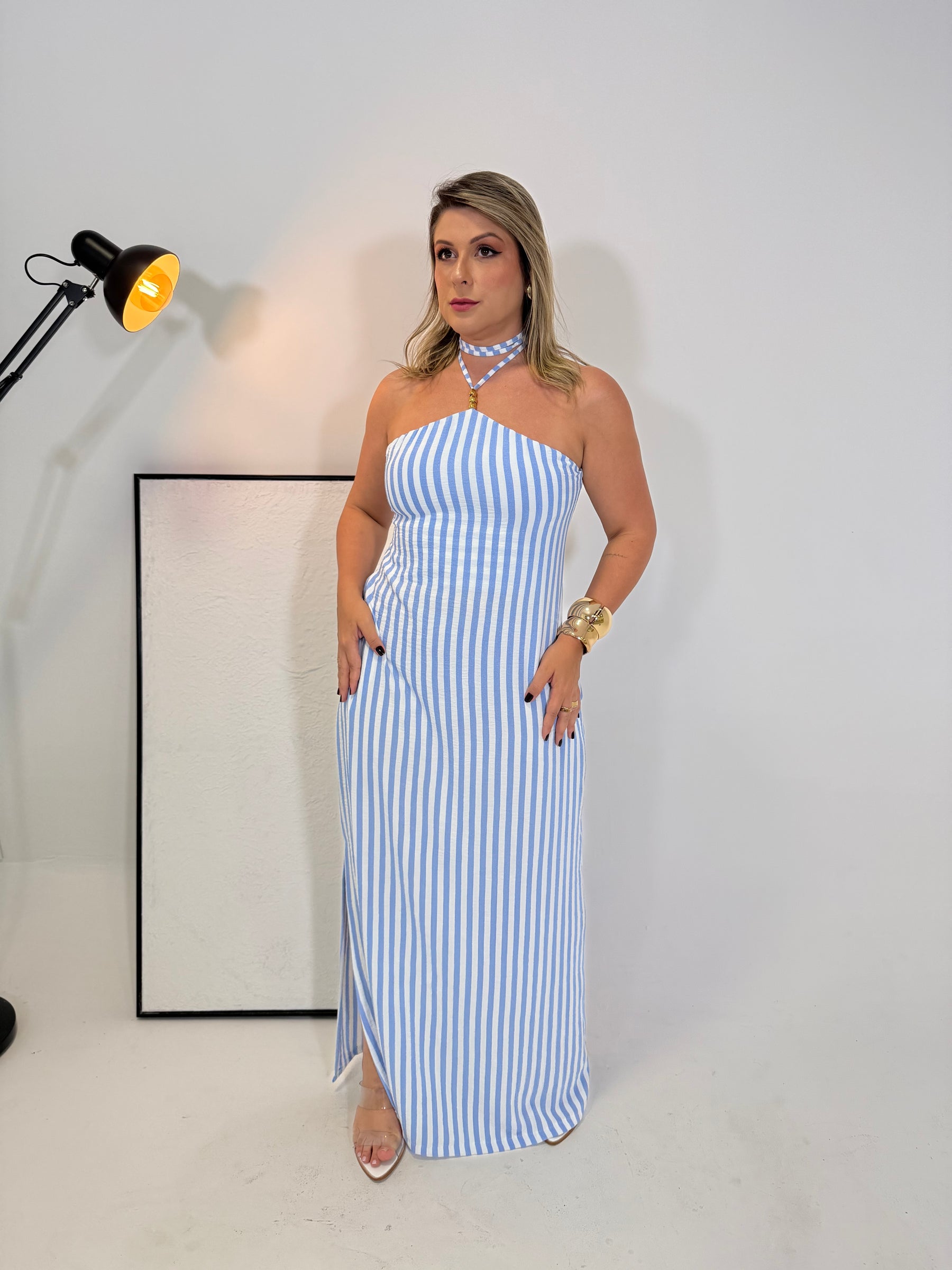 Vestido Marina Listrado – Versatilidade, Frescor e Elegância Casual