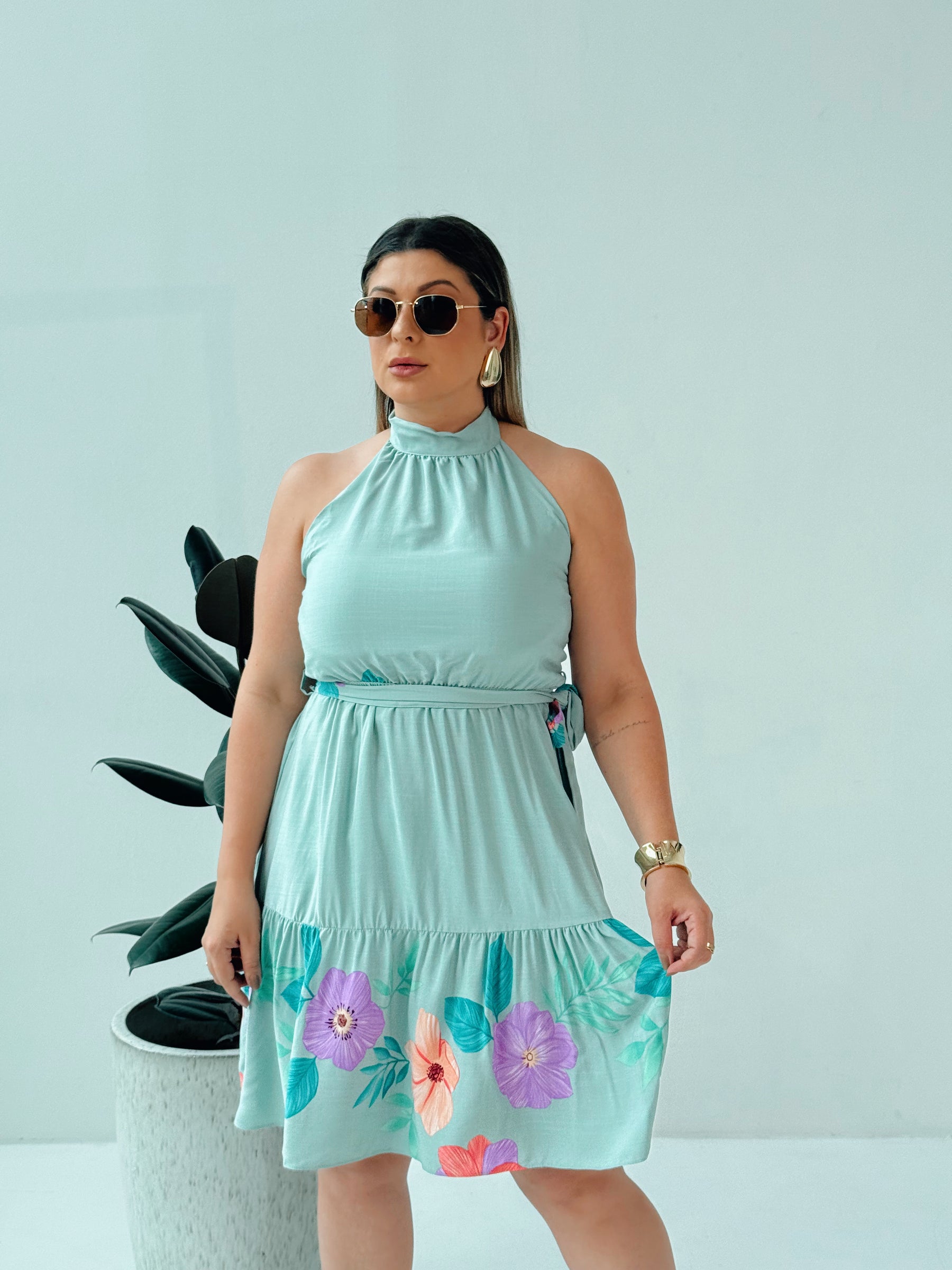 Vestido MIDI Laís Verde Água – Delicadeza e Frescor em um Só Look