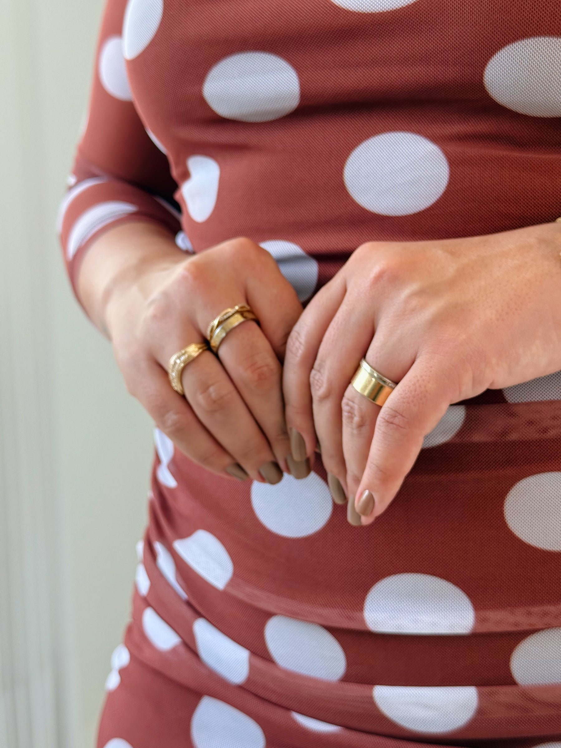 Vestido Camila – Leveza e Elegância em Tule com Transparência Delicada