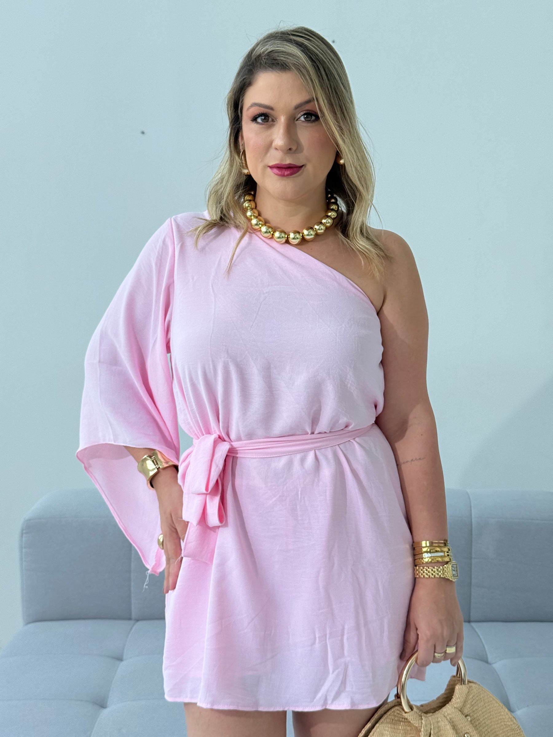 Macaquinho Aline Rosa – Leveza, Conforto e Estilo em um Só Look