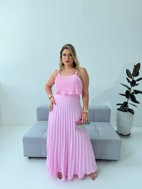 Vestido Plissado Larissa Rosa – Delicadeza, Sofisticação e Movimento em Cada Detalhe