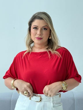 Blusa Morcego Vermelho – Conforto, Estilo e Movimento em Uma Só Peça