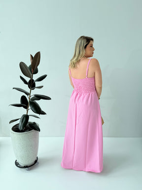 Vestido Tânia Rosa – Delicadeza e Elegância em Tecido Leve